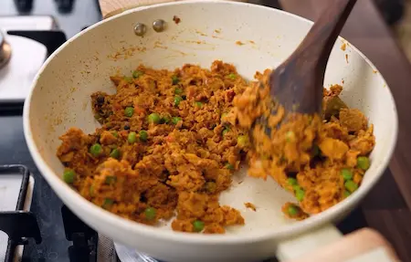 Step 7: adding crushed soya to Soya Kheema Samosa Recipe