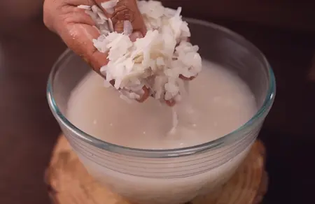 Step 1: Washing and softening thick poha for Easy 10-Minute Poha Snack
