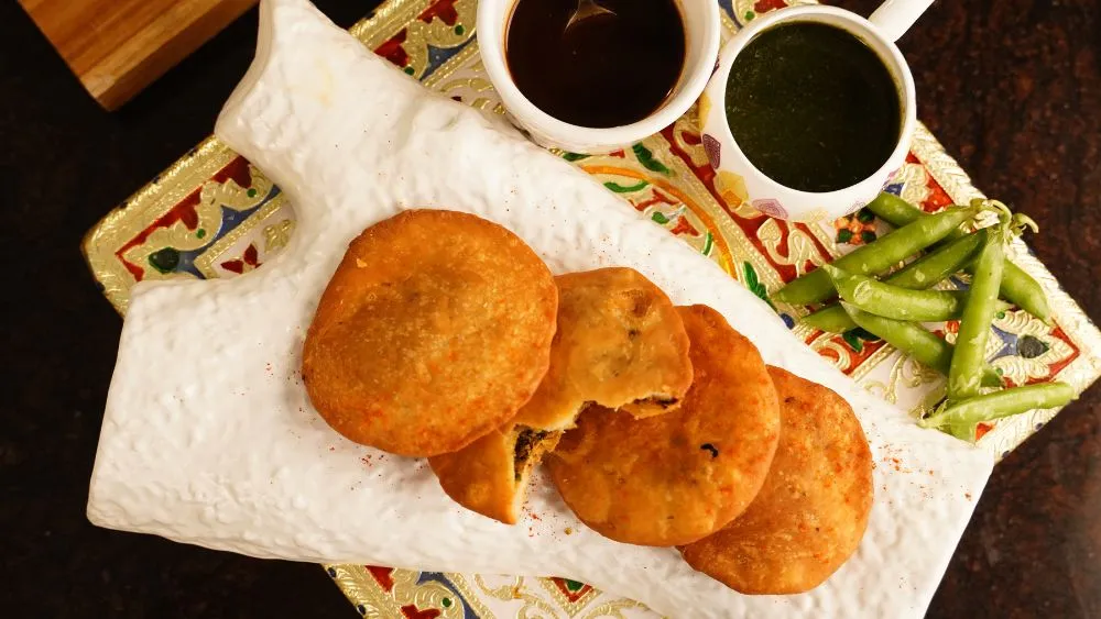 Hare matar ki khasta kachori Recipe