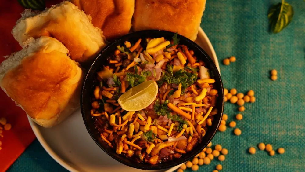 Misal Pav  Recipe