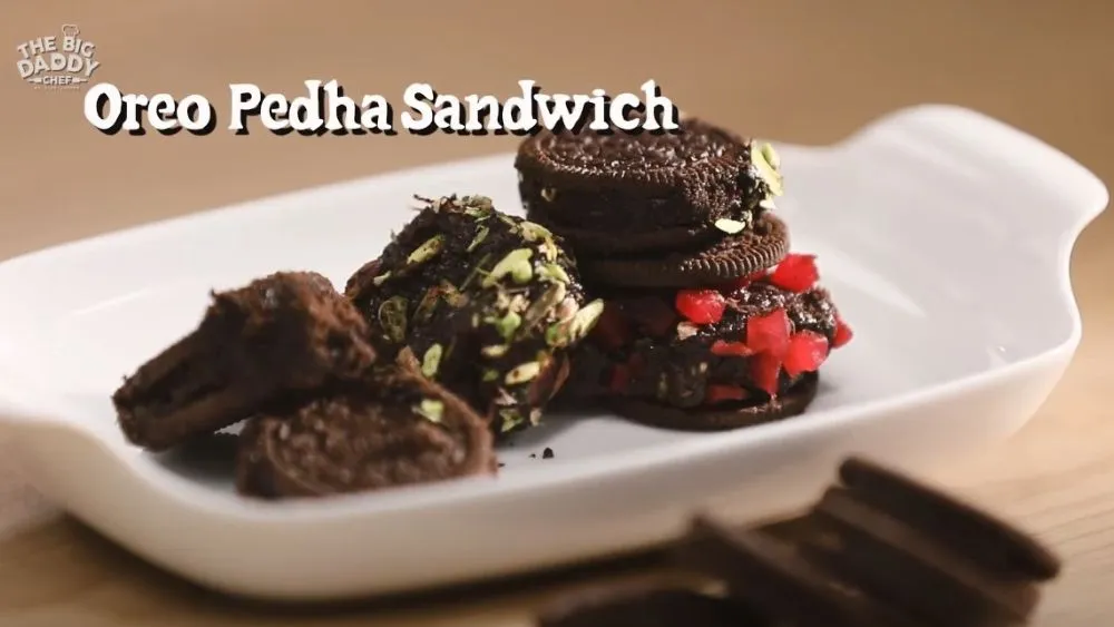 Oreo Pedha Sandwich  Recipe