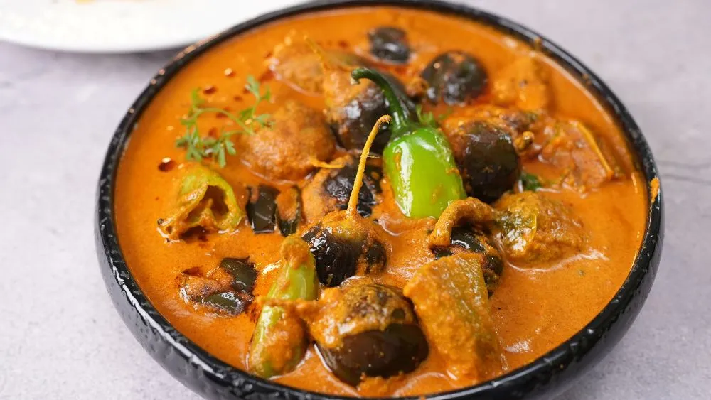 Mirch baingan ka salan recipe